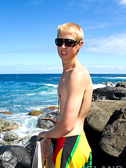 Scooter - 18, Blond Hung Surfer Twink Opens his Boy BUTT HOLE!