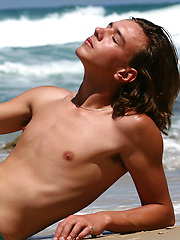 Skinny boy Eric shows his cock