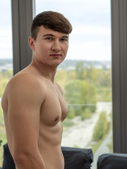 Axel Stone - Casting