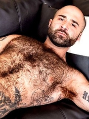 The Bear Den - Devin Tyler & Atlas Grant