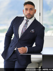 Hotel-X: Double-Booked