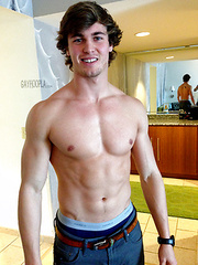 Hot athlete shows his perfect muscled body