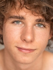 Terry Moore Model Of The Week!