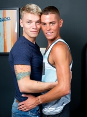 Two hot twink boys Kyle Brant and Greyson Lane fucking