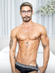 Theo Colucci, Sandrias, and Sam