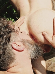 Thick Shaggy Daddy Fucks A Skater