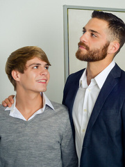 Man On Twink: The Art Gallery