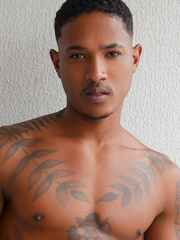 The Camera Likes You Better Without Your Clothes, Papi