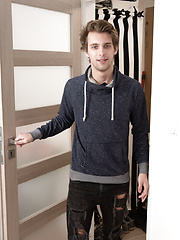 Bromo James Huck, Louis