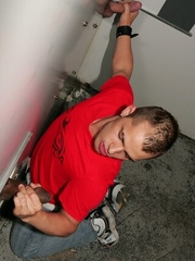 Gloryhole sex