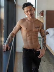 ALEX KOF & SIREN SANTIAGO