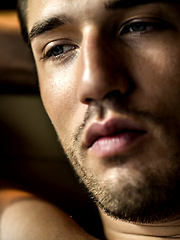 Theo Ford Helping Hand Solo